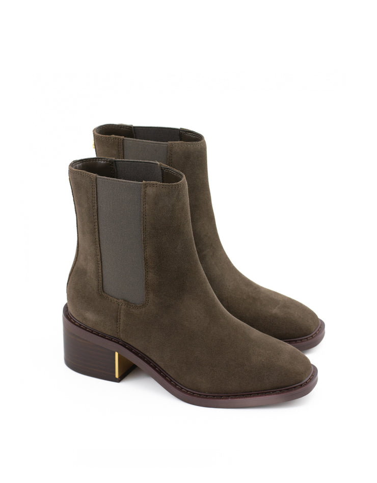 Vince Camuto Glina Chelsea Boot-Sable