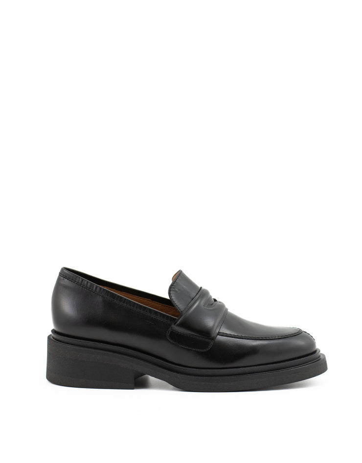 Angel Alarcon — Itma Loafer - Black