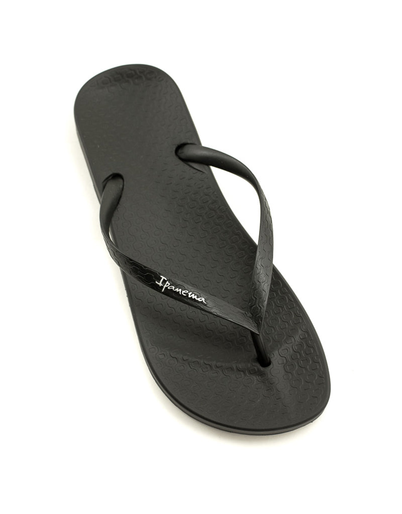 Ipanema Anatomica 82591 A0383 Classic Flip Flop Black Shoe La La Nelson BC